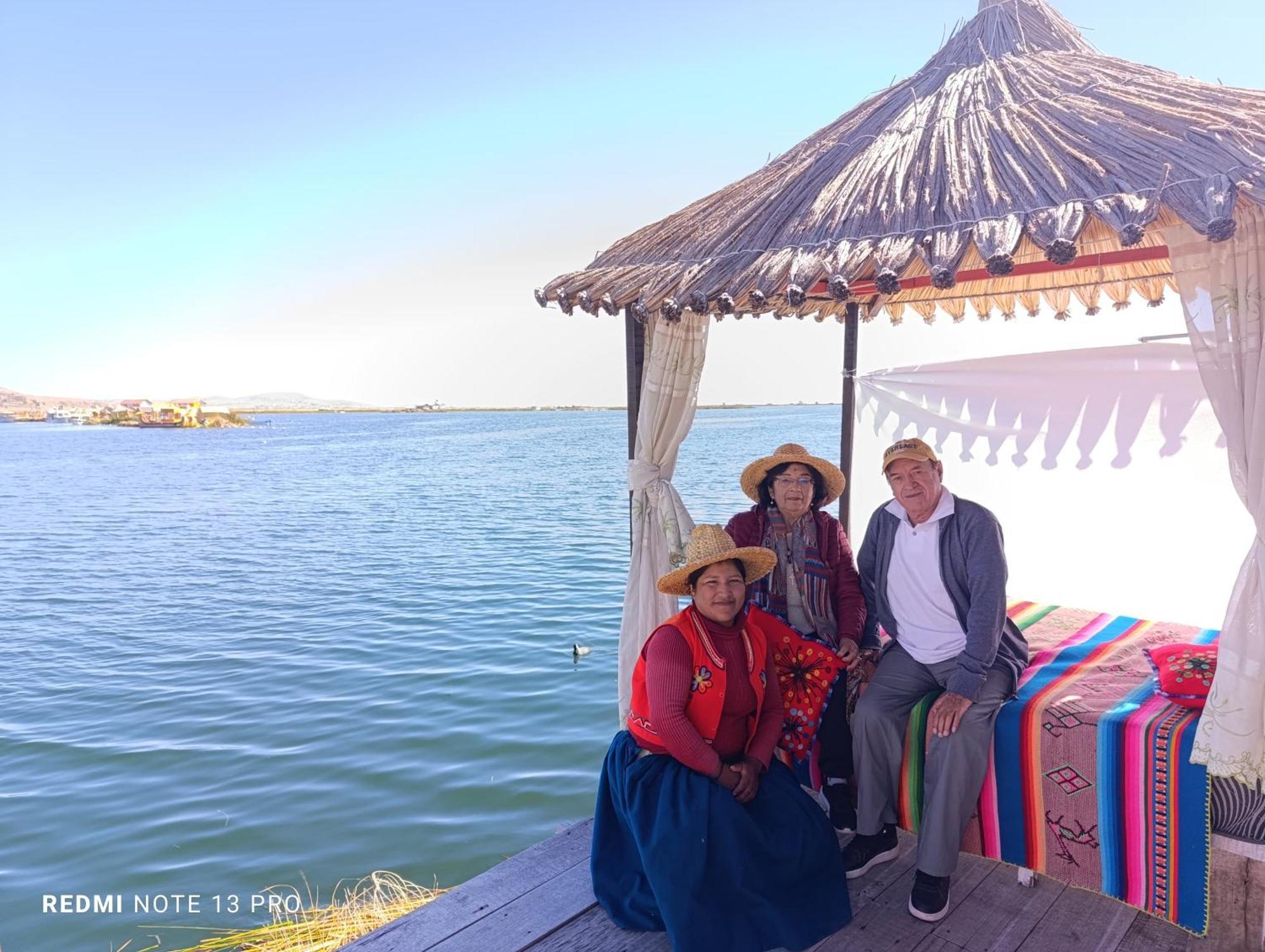 Titicaca Del Sol Lodge Uros